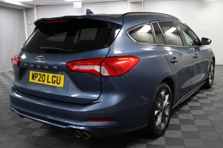 Ford Focus ST-LINE 11