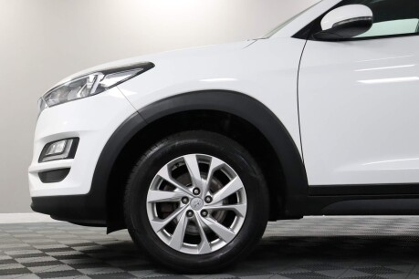 Hyundai TUCSON GDI SE NAV 27