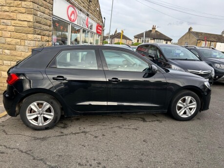 Audi A1 SPORTBACK TFSI SE 4