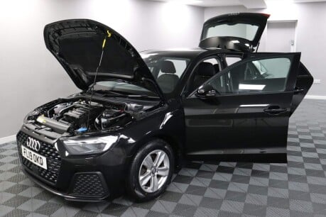 Audi A1 SPORTBACK TFSI SE 16