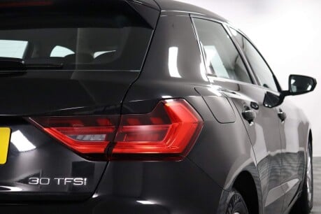 Audi A1 SPORTBACK TFSI SE 23