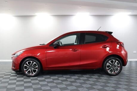 Mazda 2 SPORT BLACK 18