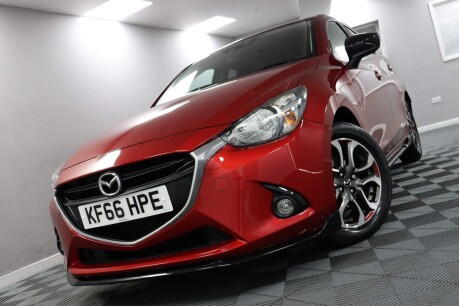 Mazda 2 SPORT BLACK 32