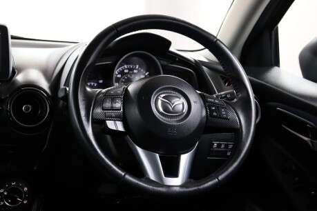 Mazda 2 SPORT BLACK 44