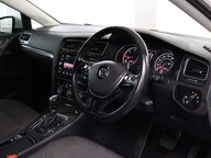 Volkswagen Golf SE NAVIGATION TDI BLUEMOTION TECHNOLOGY DSG 3