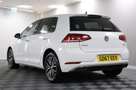 Volkswagen Golf SE NAVIGATION TDI BLUEMOTION TECHNOLOGY DSG 22