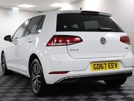 Volkswagen Golf SE NAVIGATION TDI BLUEMOTION TECHNOLOGY DSG 29