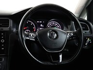 Volkswagen Golf SE NAVIGATION TDI BLUEMOTION TECHNOLOGY DSG 46