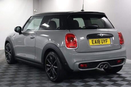 Mini Hatch COOPER S 10