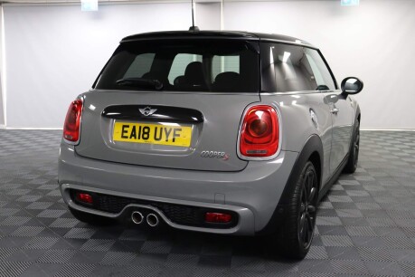 Mini Hatch COOPER S 11