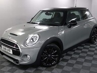 Mini Hatch COOPER S 20