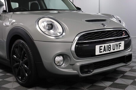 Mini Hatch COOPER S 24