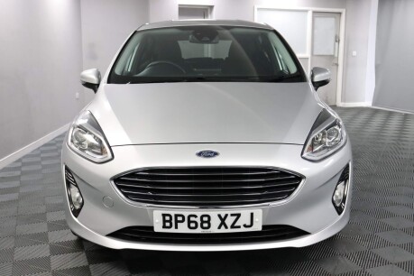 Ford Fiesta TITANIUM 2