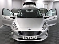 Ford Fiesta TITANIUM 7