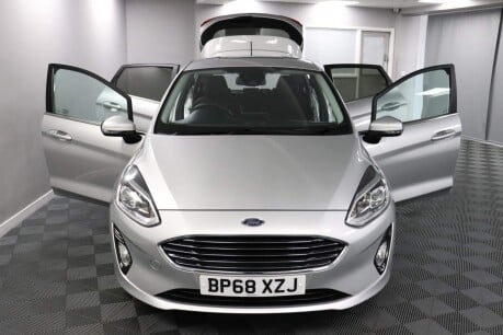 Ford Fiesta TITANIUM 7