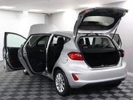 Ford Fiesta TITANIUM 18