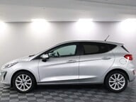 Ford Fiesta TITANIUM 24