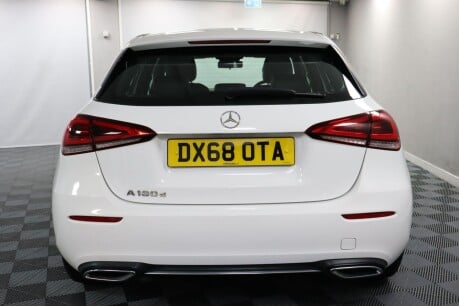 Mercedes-Benz A Class A 180 D SPORT 8