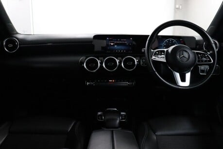 Mercedes-Benz A Class A 180 D SPORT 41