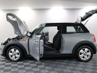 Mini Hatch COOPER 4