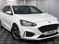 Ford Focus ST-LINE 18