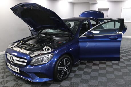 Mercedes-Benz C Class C 200 SPORT PREMIUM MHEV 19