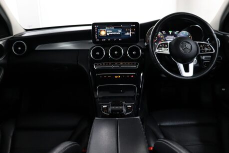 Mercedes-Benz C Class C 200 SPORT PREMIUM MHEV 26