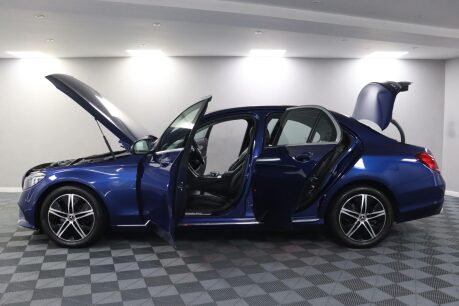 Mercedes-Benz C Class C 200 SPORT PREMIUM MHEV 9