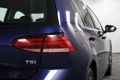 Volkswagen Golf SE TSI BLUEMOTION TECHNOLOGY DSG 23