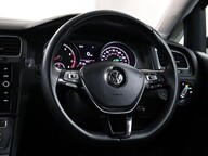 Volkswagen Golf SE TSI BLUEMOTION TECHNOLOGY DSG 45