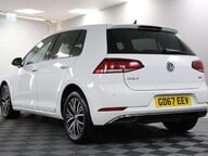 Volkswagen Golf SE NAVIGATION TDI BLUEMOTION TECHNOLOGY DSG 22