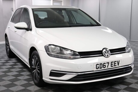 Volkswagen Golf SE NAVIGATION TDI BLUEMOTION TECHNOLOGY DSG 30