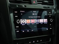 Volkswagen Golf SE NAVIGATION TDI BLUEMOTION TECHNOLOGY DSG 40