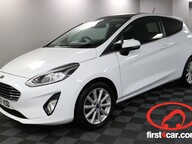 Ford Fiesta TITANIUM 1