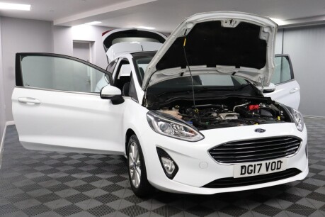 Ford Fiesta TITANIUM 15