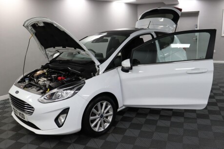 Ford Fiesta TITANIUM 16