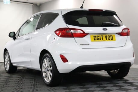 Ford Fiesta TITANIUM 22