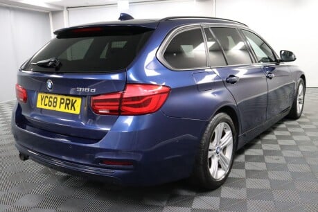 BMW 3 Series 318D SPORT TOURING 11