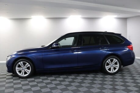 BMW 3 Series 318D SPORT TOURING 18