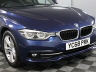 BMW 3 Series 318D SPORT TOURING 26