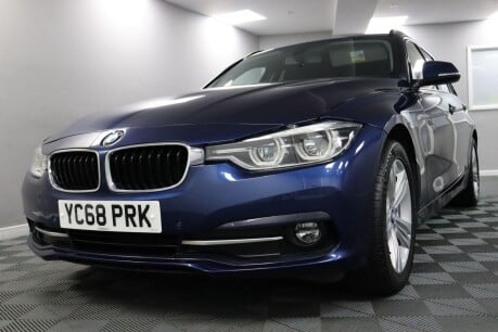 BMW 3 Series 318D SPORT TOURING 28