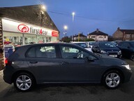 Volkswagen Golf LIFE ETSI DSG 7