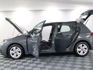 Volkswagen Golf LIFE ETSI DSG 4