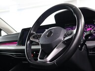 Volkswagen Golf LIFE ETSI DSG 12