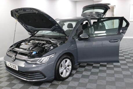 Volkswagen Golf LIFE ETSI DSG 16