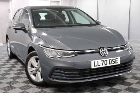 Volkswagen Golf LIFE ETSI DSG 19