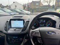 Ford Kuga ST-LINE X 11