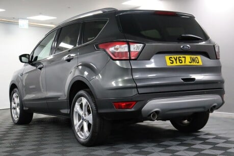 Ford Kuga ST-LINE X 22