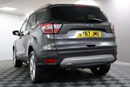 Ford Kuga ST-LINE X 29