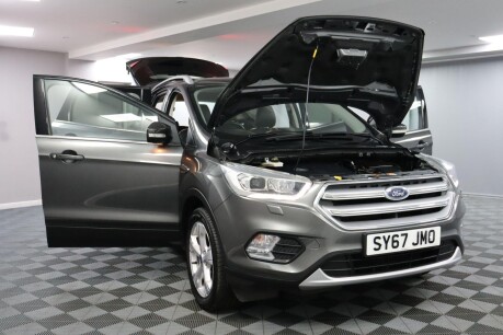 Ford Kuga ST-LINE X 6